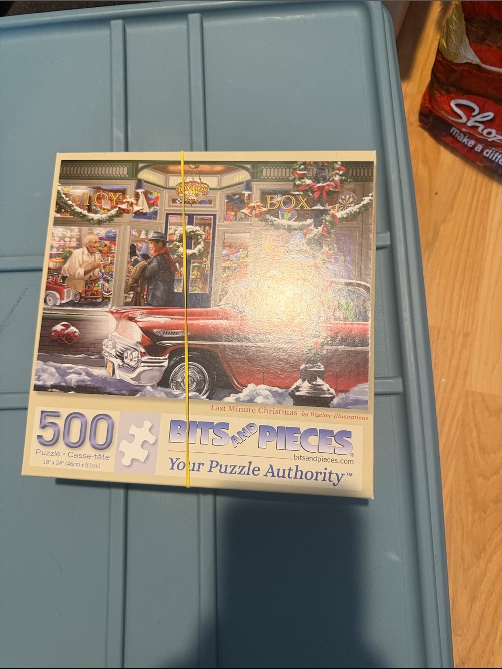 500-Piece Puzzle - Red Car Holiday Scene